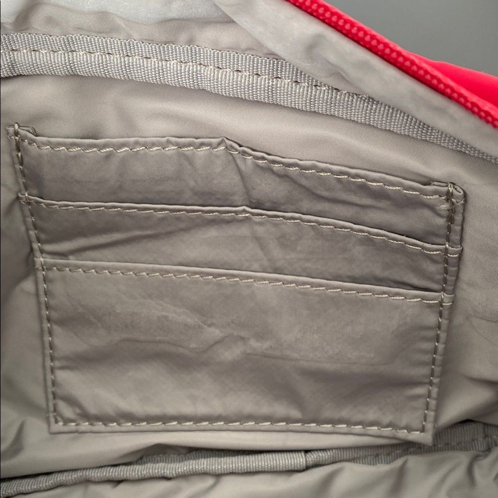 Athleta All About Crossbody Belt Bag OS Red Silver Logo Casual Chic Lightweight - Picture 9 of 14